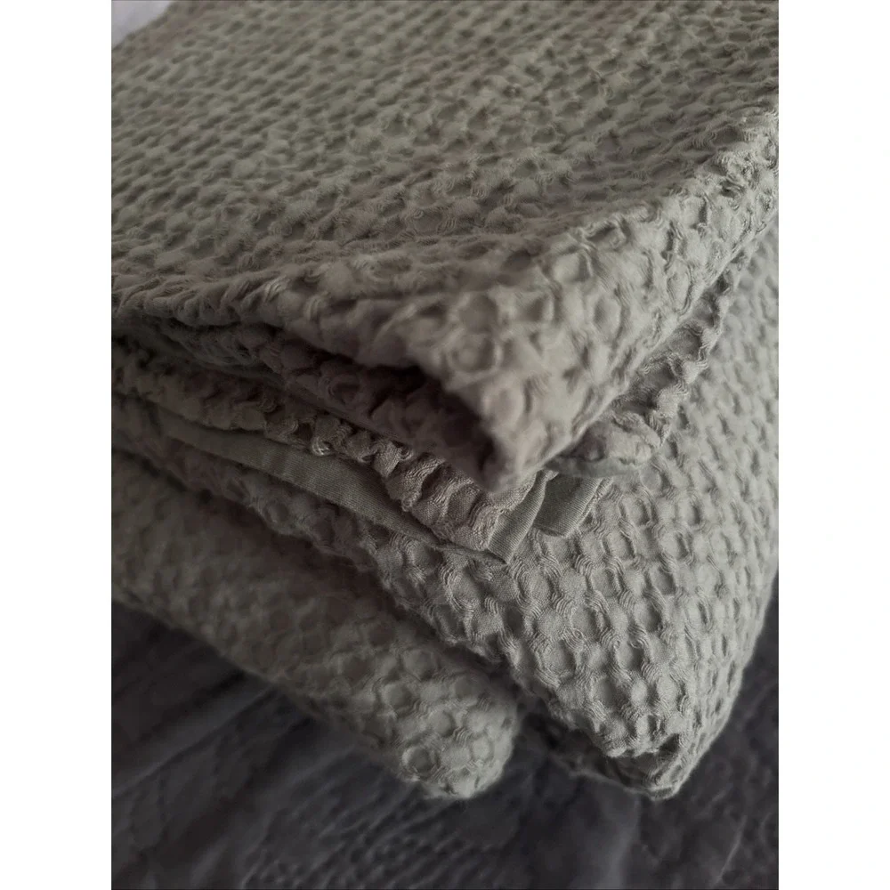 NWOT Quince Organic Luxe Honeycomb Duvet Cover Set QUEEN Olive